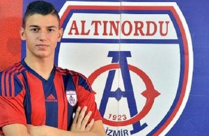 Chelsea stepping up efforts to sign Berke Ozer