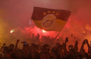 G.Saray fans continue to celebrate in Istanbul's famous istiklal street