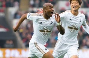 Besiktas trying to sign Swansea's Andre Ayew