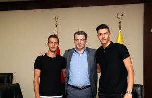 Fenerbahce sign promising goalkeeper Berke Ozer