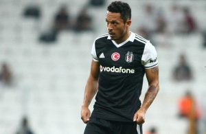 Real Betis interested in Besiktas fullback Adriano