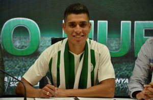 Konyaspor sign Peru international Paolo Hurtado