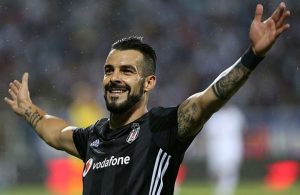 Alvaro Negredo linked with Al-Nasr