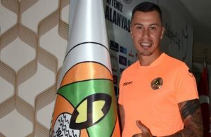 Alanyaspor terminate Emre Gural contract