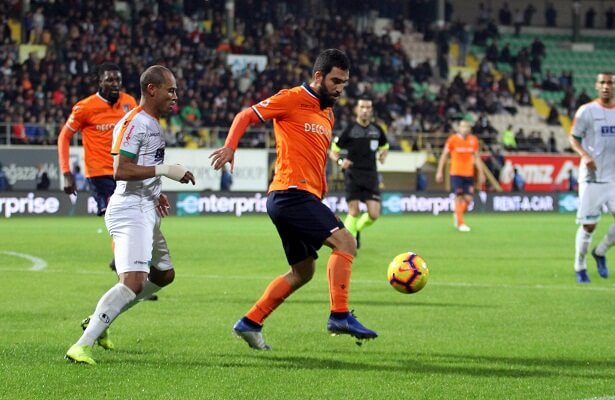 Basaksehir go into winter break as leaders