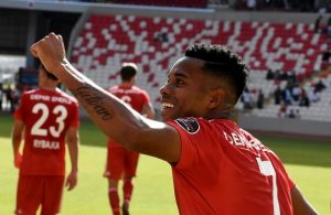 Robinho Sivasspor in talks over new deal