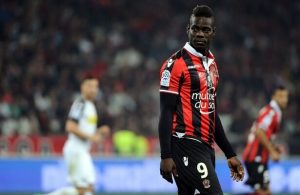 Mario Balotelli in Istanbul for Galatasaray talks