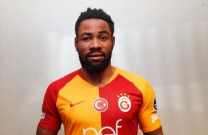 Galatasaray loan defender Luyindama from Standard Liege