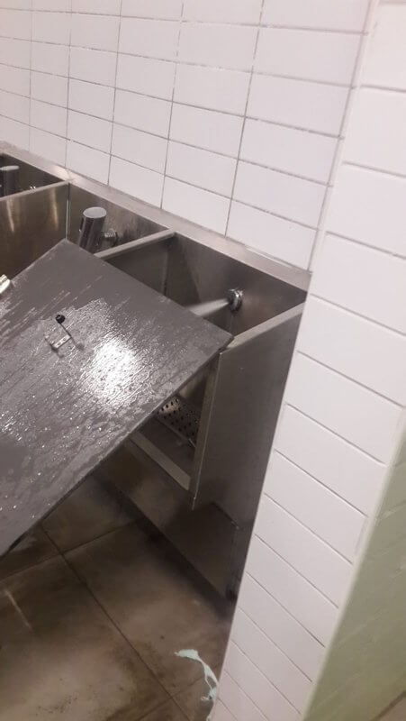 bursasporstadiumtrash3